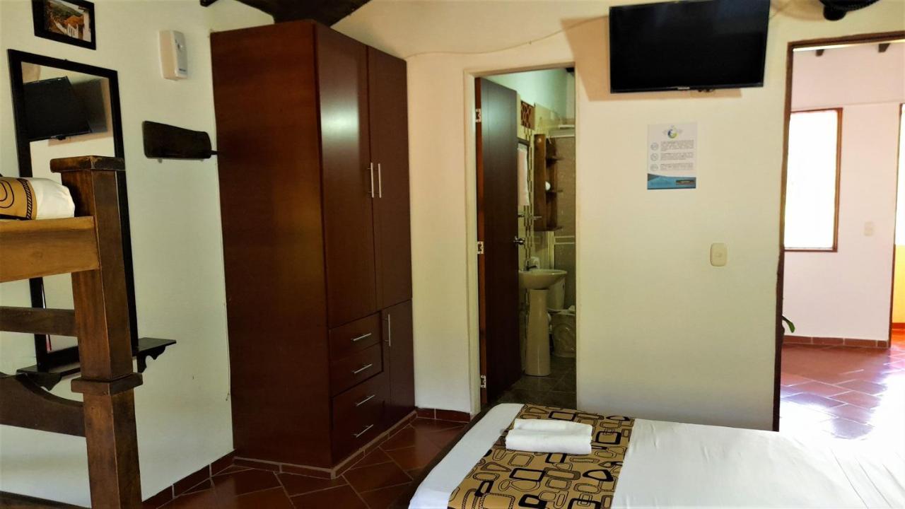 Hotel Campestre Palmas Del Zamorano San Gil Buitenkant foto