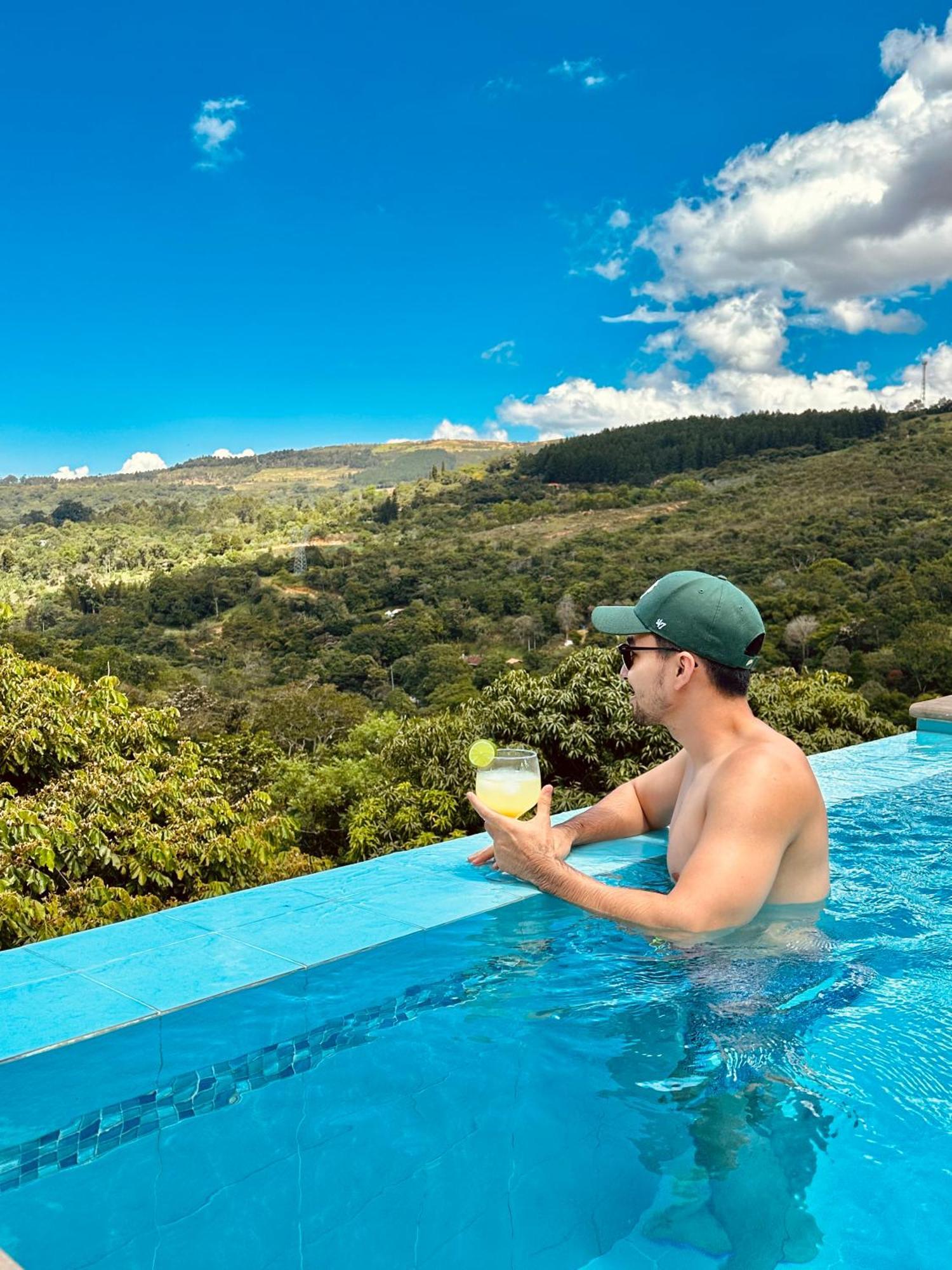 Hotel Campestre Palmas Del Zamorano San Gil Buitenkant foto
