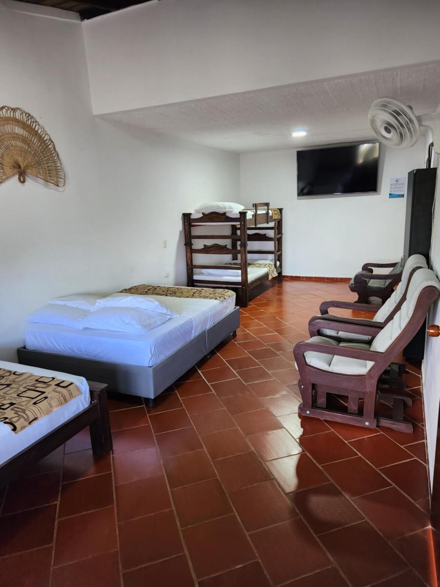 Hotel Campestre Palmas Del Zamorano San Gil Buitenkant foto