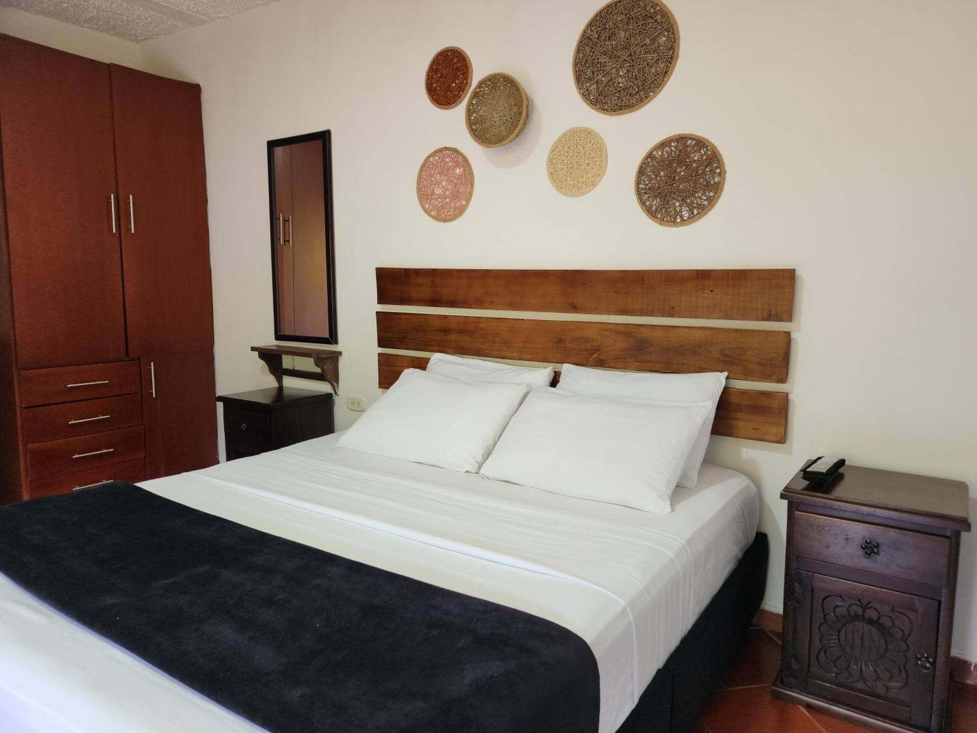 Hotel Campestre Palmas Del Zamorano San Gil Buitenkant foto