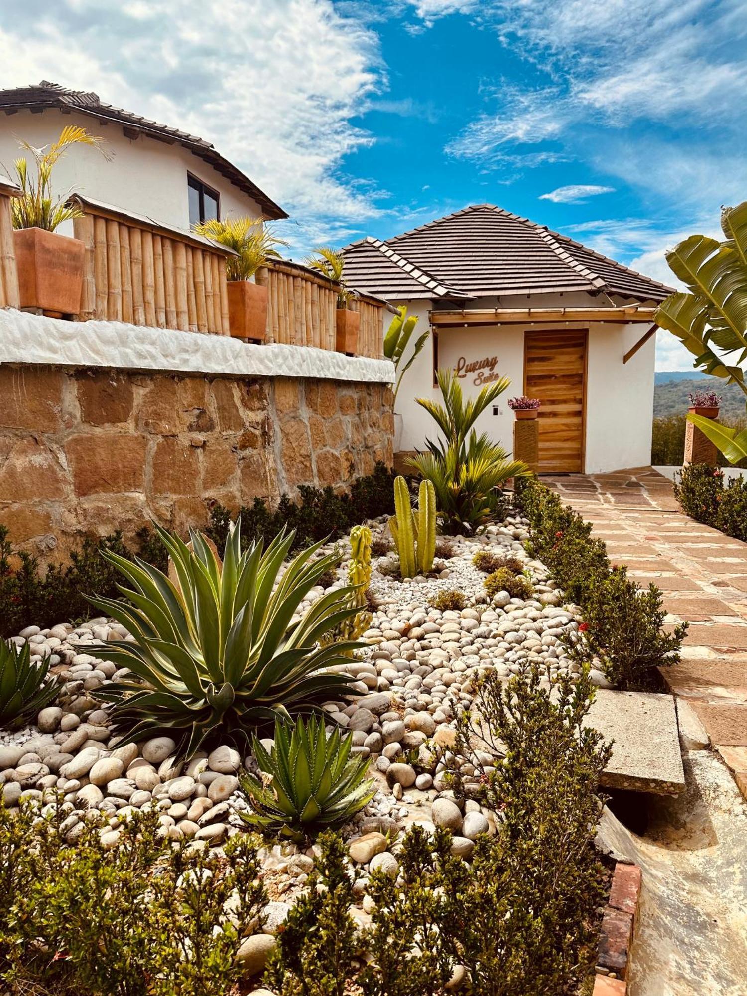 Hotel Campestre Palmas Del Zamorano San Gil Buitenkant foto